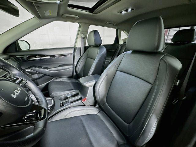Certified 2024 Kia Seltos SX w/ SX Sunroof Package AWD/4WD image 22