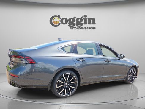 New 2026 Honda Accord Touring image 5