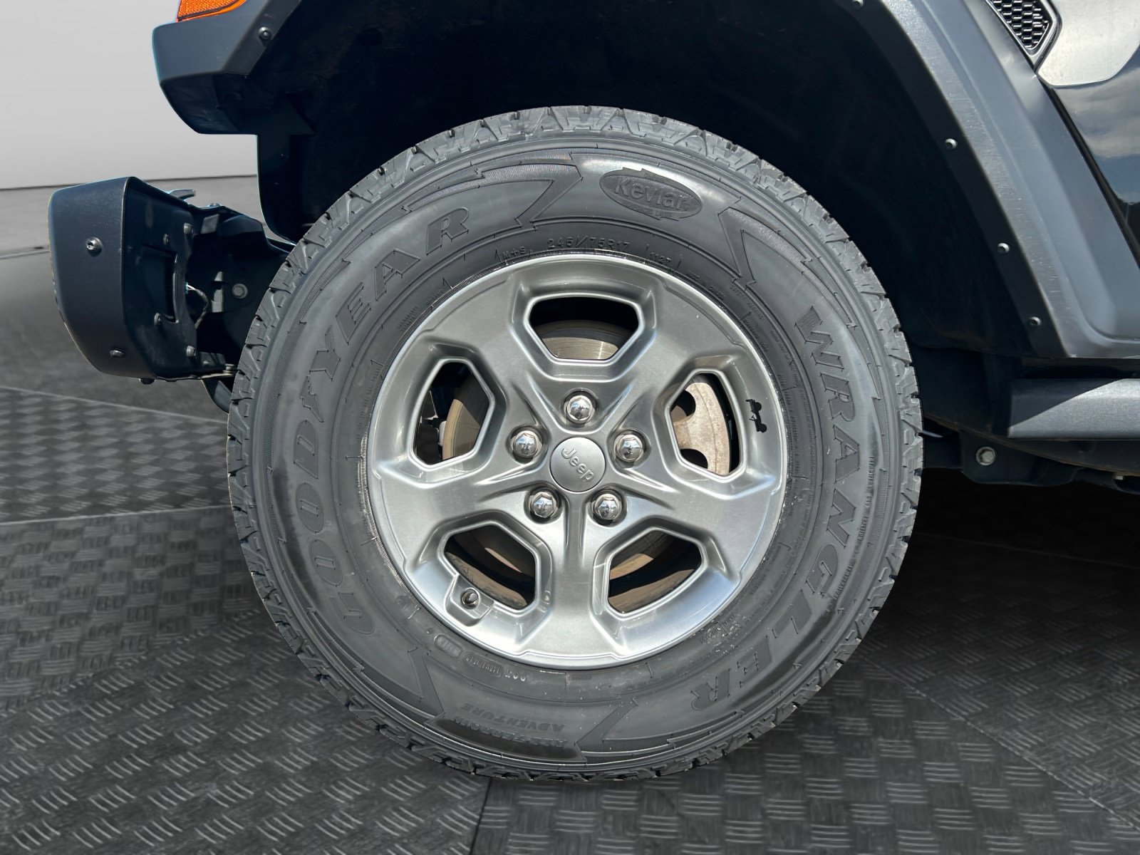 Used 2021 Jeep Wrangler Sport AWD/4WD image 16