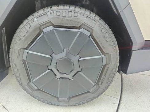 Used 2024 Tesla Cybertruck Cyberbeast image 52