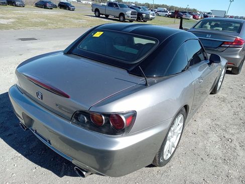 Used 2004 Honda S2000 image 5