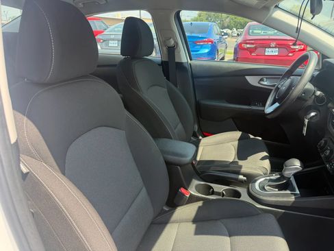 Used 2023 Kia Forte LXS FWD image 24