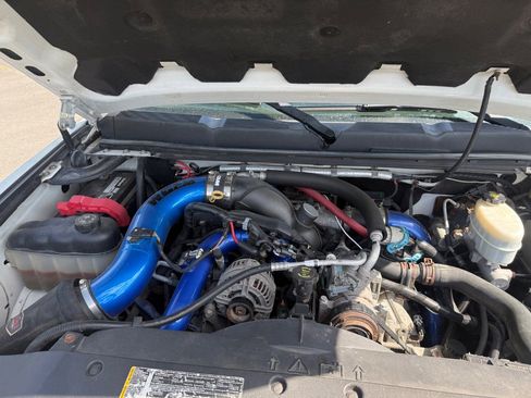 Used 2010 Chevrolet Silverado 2500 LTZ w/ Convenience Package image 14