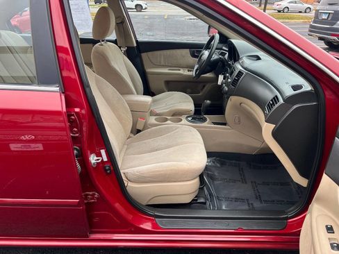 Used 2010 Kia Optima LX image 21