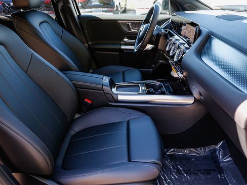 New 2025 Mercedes-Benz GLA 250 image 16