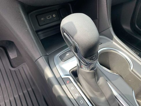 Certified 2024 Chevrolet Equinox LT AWD/4WD image 15
