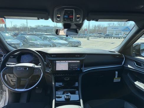 New 2026 Jeep Grand Cherokee L 4WD image 27