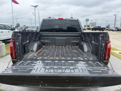 Used 2025 Ford F150 Lariat AWD/4WD image 8