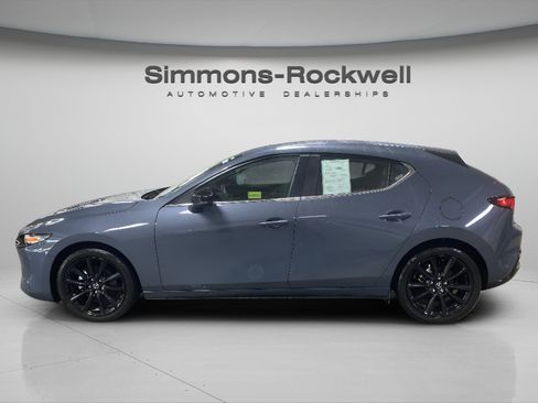 Used 2026 MAZDA MAZDA3 Carbon AWD/4WD image 2