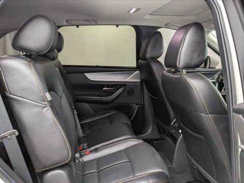 Used 2024 MAZDA CX-90 Plug-In Hybrid w/ Preferred AWD/4WD image 18