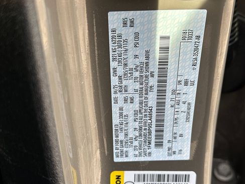 Certified 2025 Ford Bronco Badlands AWD/4WD image 28
