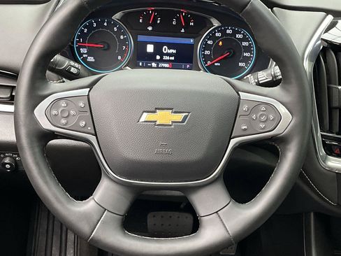 Certified 2023 Chevrolet Traverse LT w/ LT Premium Package AWD/4WD image 17