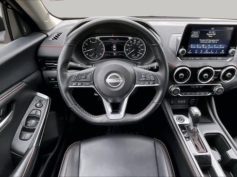 Used 2025 Nissan Sentra SR w/ SR Premium Package FWD image 6