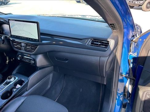 Used 2023 Ford Escape ST-Line w/ Tech Pack #1 AWD/4WD image 12
