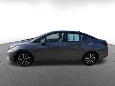 Used 2025 Nissan Versa SV FWD image 9