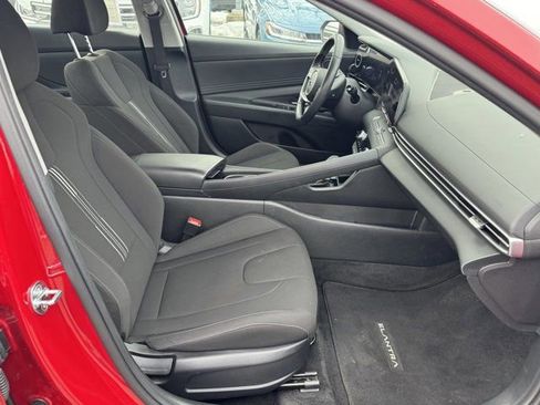 Used 2023 Hyundai Elantra SEL w/ Convenience Package image 26