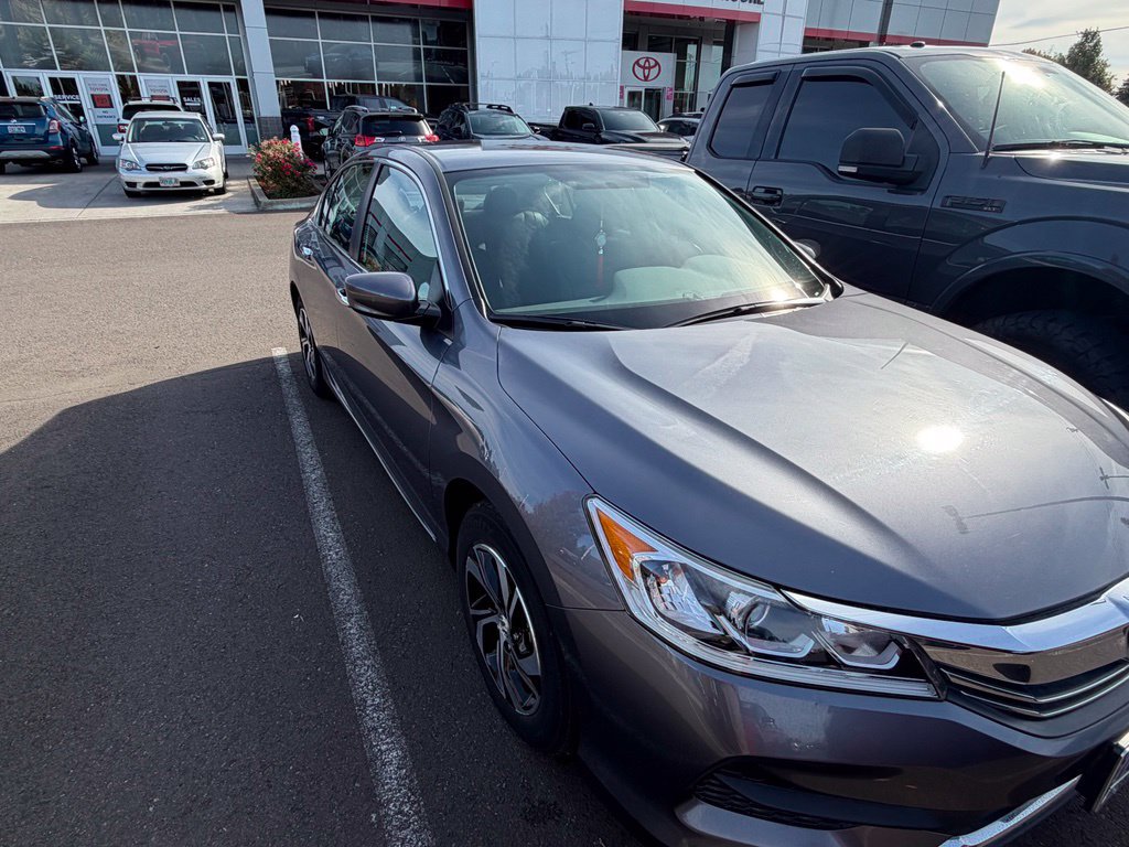 Used 2016 Honda Accord LX image 8