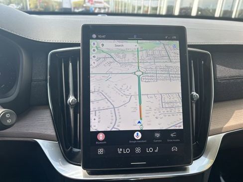 Certified 2025 Volvo XC90 B6 Plus AWD/4WD image 22