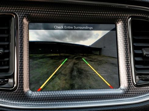Used 2015 Dodge Challenger SRT Hellcat RWD image 20