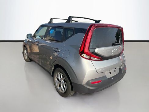 Used 2022 Kia Soul LX w/ Technology Package FWD image 7