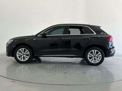 Used 2025 Audi Q3 2.0T Premium AWD/4WD image 2