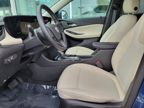 Used 2025 Buick Encore GX Preferred w/ Comfort Package AWD/4WD image 14