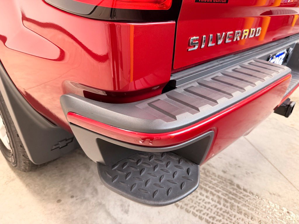 Used 2018 Chevrolet Silverado 1500 LT w/ LT Convenience Package AWD/4WD image 15