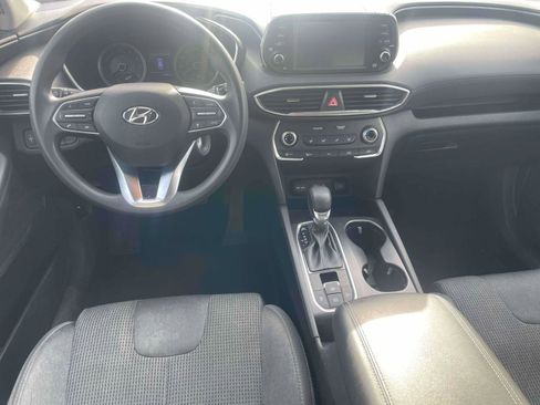 Used 2020 Hyundai Santa Fe SE image 7