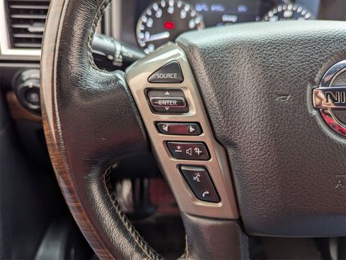Used 2021 Nissan Titan Platinum Reserve w/ Moonroof Package image 21