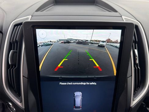 Used 2022 Ford Edge SEL w/ Convenience Package image 13