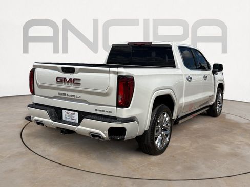 Used 2025 GMC Sierra 1500 Denali AWD/4WD image 9