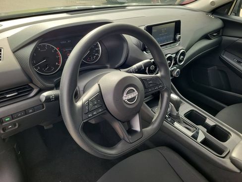 Used 2025 Nissan Sentra S FWD image 16