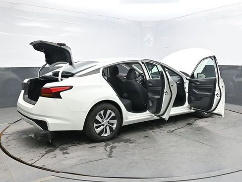 Used 2021 Nissan Altima 2.5 S FWD image 47