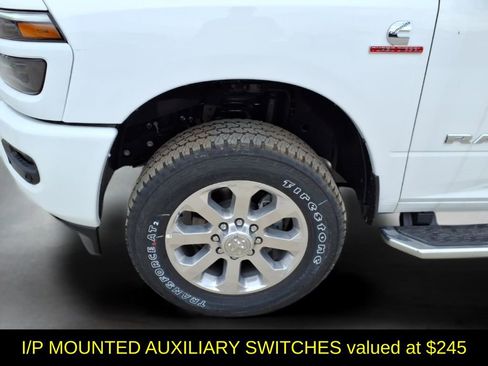 New 2025 RAM 2500 Laramie w/ Sport Appearance Package AWD/4WD image 12