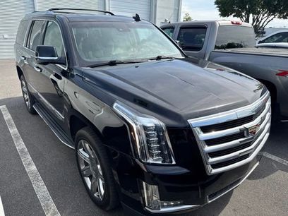 Used 2017 Cadillac Escalade Luxury