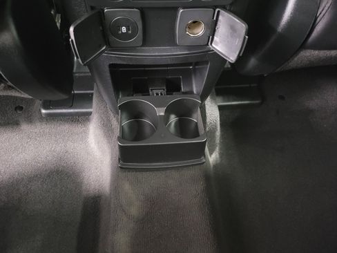 Used 2023 Ford Explorer XLT w/ Equipment Group 202A image 22