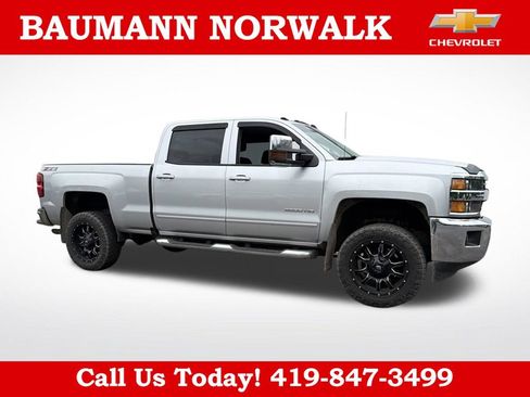 Used 2018 Chevrolet Silverado 2500 LT w/ All Star Edition AWD/4WD image 16