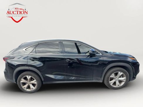 Used 2017 Lexus NX 200t FWD w/ Premium Package image 7