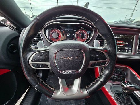 Used 2021 Dodge Challenger SRT Hellcat image 14