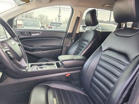 Used 2022 Ford Edge SEL image 13