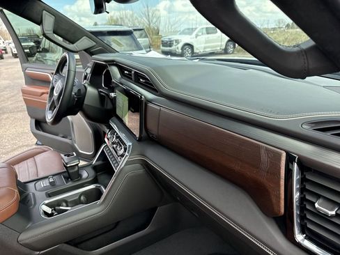 Certified 2024 GMC Sierra 1500 Denali Ultimate image 36