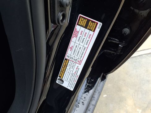 Used 2025 Nissan Altima 2.5 SV FWD image 31
