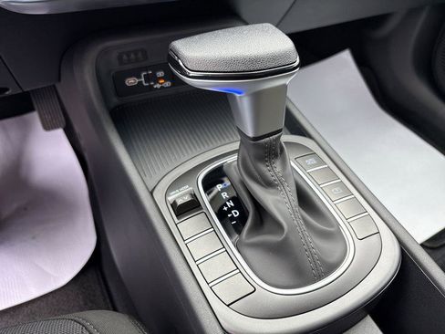 New 2026 Hyundai Kona SE image 28