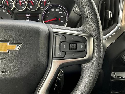 Used 2020 Chevrolet Silverado 1500 LT image 20