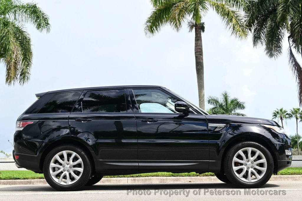 Used 2016 Land Rover Range Rover Sport HSE AWD/4WD image 12