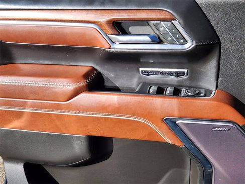 Used 2023 GMC Sierra 1500 Denali Ultimate image 6