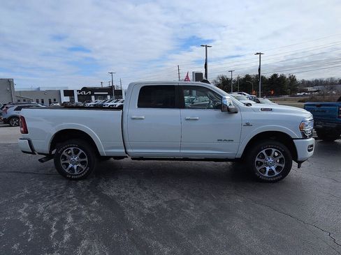 Used 2024 RAM 2500 Limited image 2