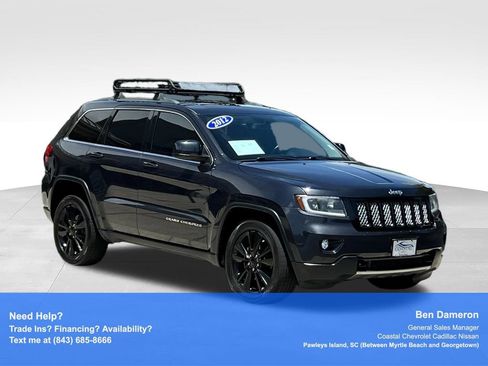 Used 2012 Jeep Grand Cherokee Altitude AWD/4WD image 3