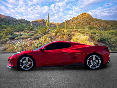 Used 2021 Chevrolet Corvette Stingray Premium Conv w/ Z51 Performance Package RWD image 7