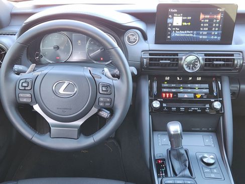 Certified 2025 Lexus IS 350 F Sport image 34